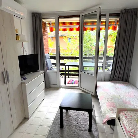 Apartament Panorama Zamardi, Kilatas A Tora, Terasz